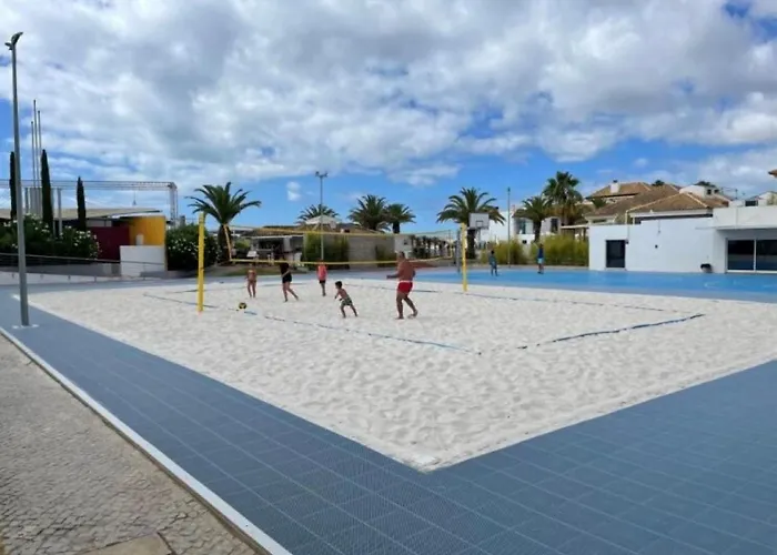 Golden Sun アパート