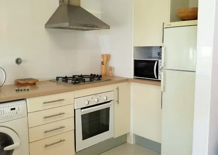 Golden Sun アパート *