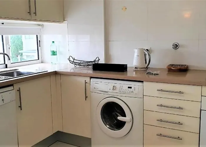 Golden Sun アパート タヴィラ